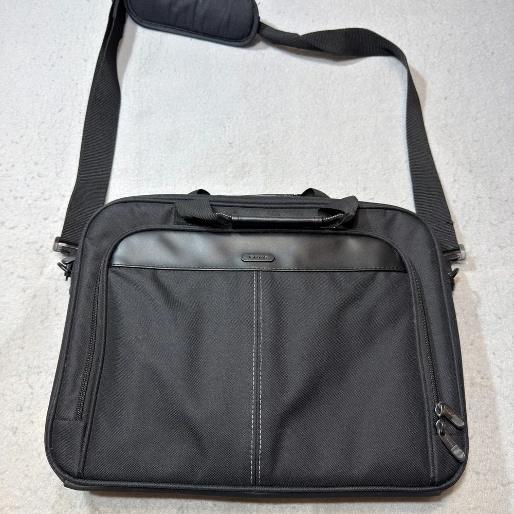 Targus Laptop Messenger Bag Unisex Black TCT027US-94 Padded Shoulder Strap 16in